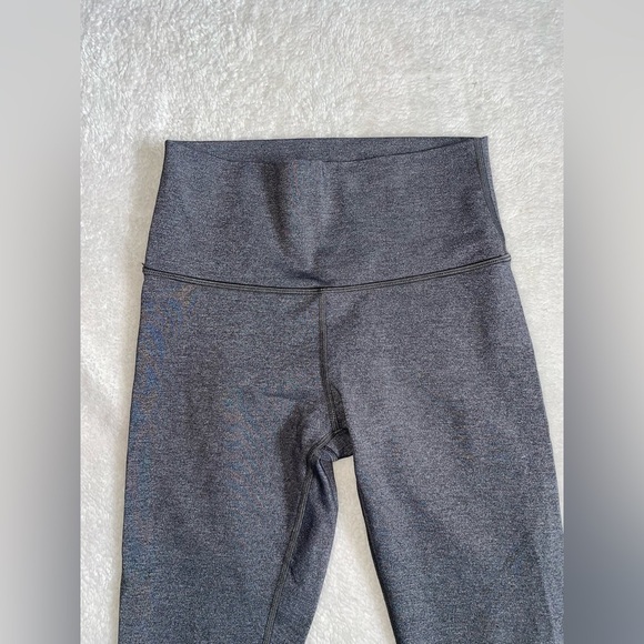 Lululemon Wunder Under Crop (Hi-Rise) - Picture 3 of 9